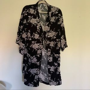 FLORAL KIMONO